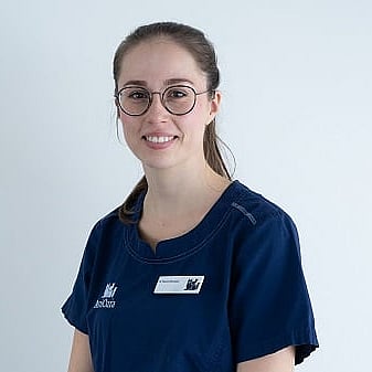 Foto van Naomi Monami, Dierenarts
