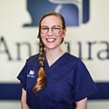 Foto van Manon Van Houtte, Dierenarts